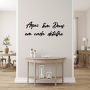 Frase Decorativa Em Mdf Aqui Tem Deus em Cada Detalhe Preto 1 Metro